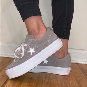 Converse One Star Suede Platform Women’s Shoe